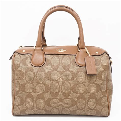 coach bags first copy price